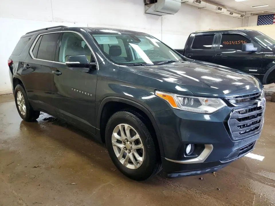 2021 CHEVROLET TRAVERSE LT  