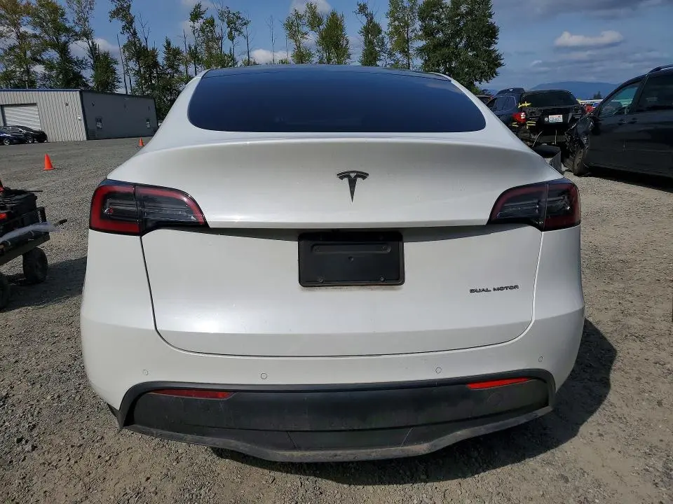 2022 TESLA MODEL Y   