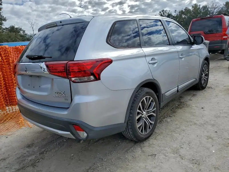 2016 MITSUBISHI OUTLANDER SE  