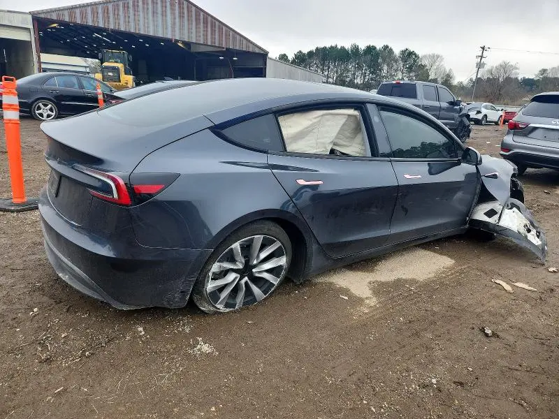 2025 TESLA MODEL 3   