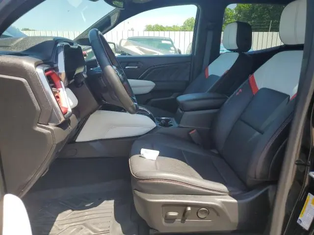 2023 GMC CANYON AT4X  