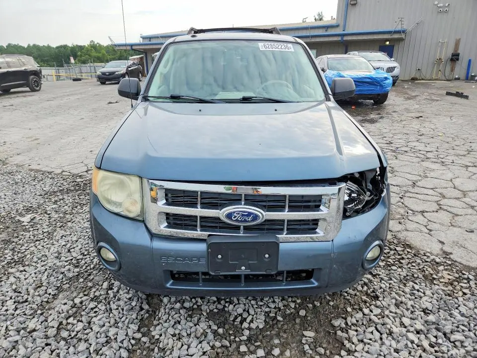 2011 FORD ESCAPE XLT  