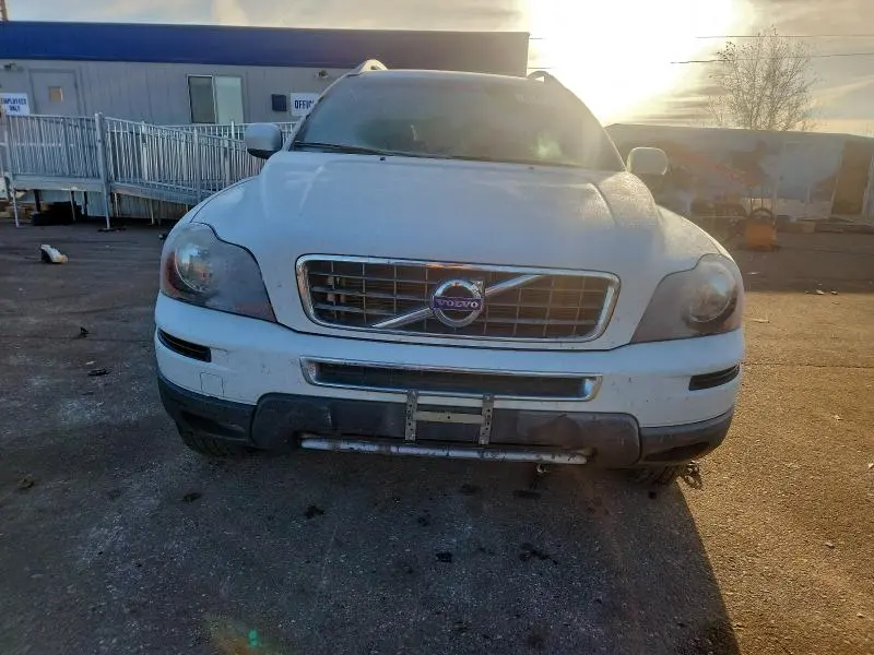 2011 VOLVO XC90 3.2  