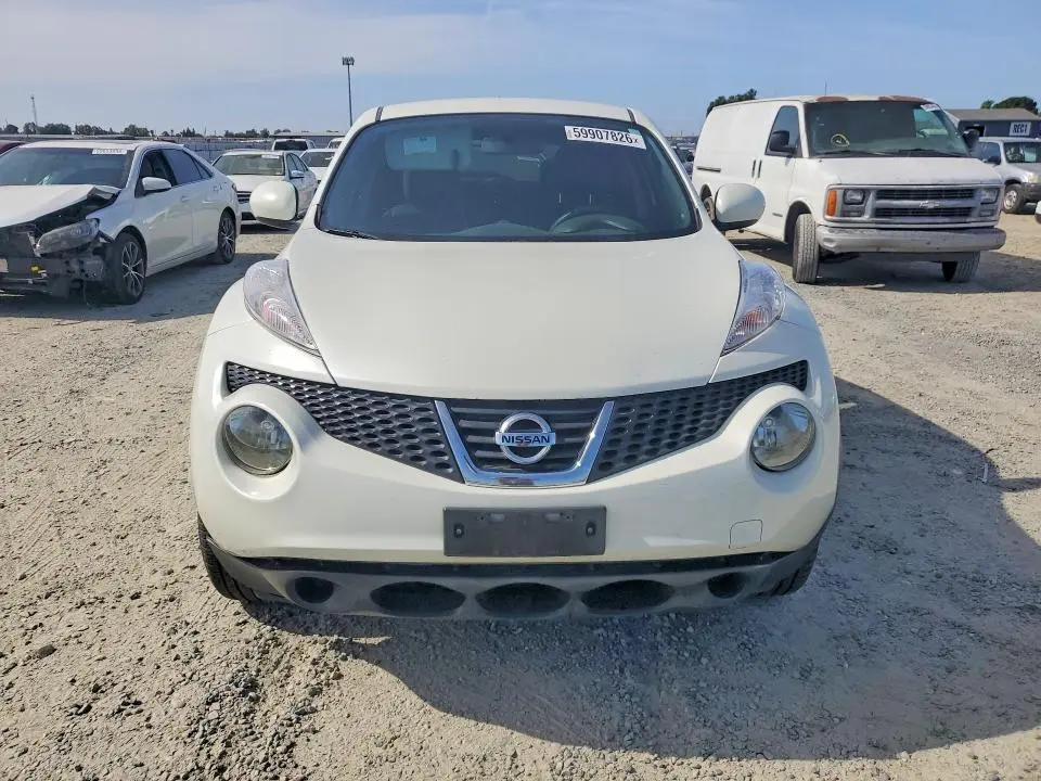 2011 NISSAN JUKE S  