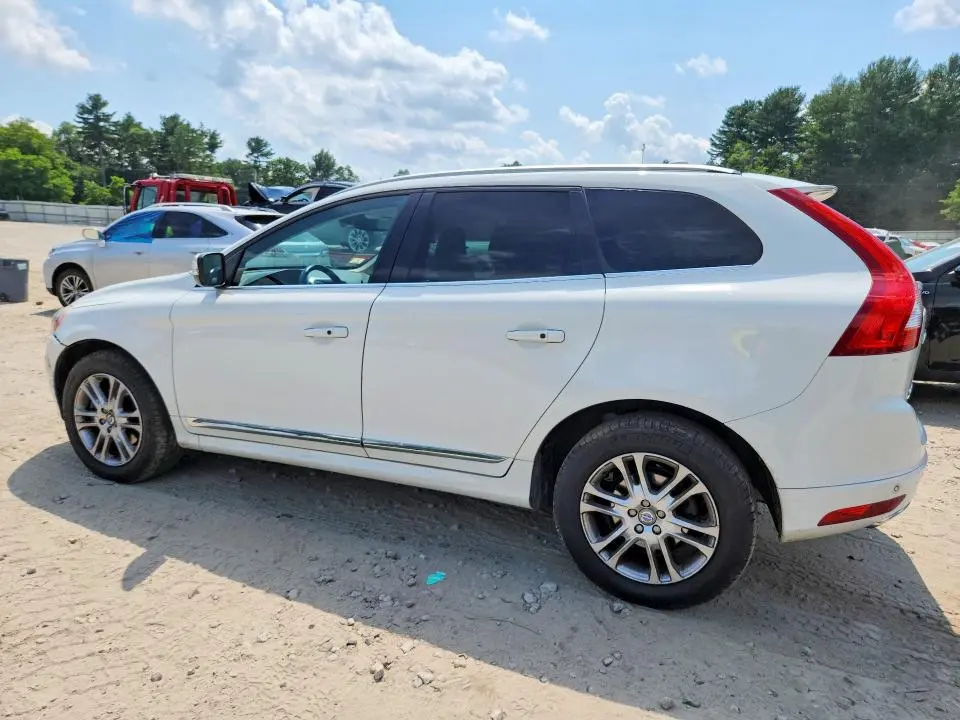 2016 VOLVO XC60 T5 PREMIER  