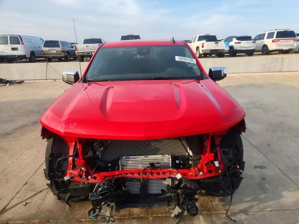 2024 CHEVROLET SILVERADO K1500 LT  