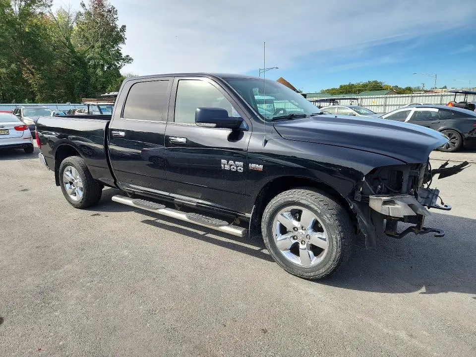 2014 RAM 1500 SLT  