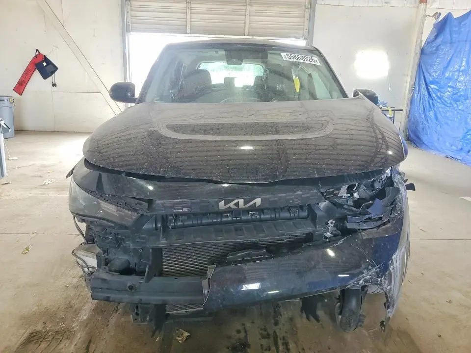 2023 KIA SOUL LX  