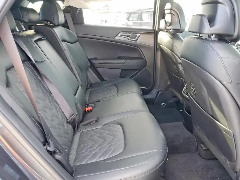 2024 KIA SPORTAGE X LINE  