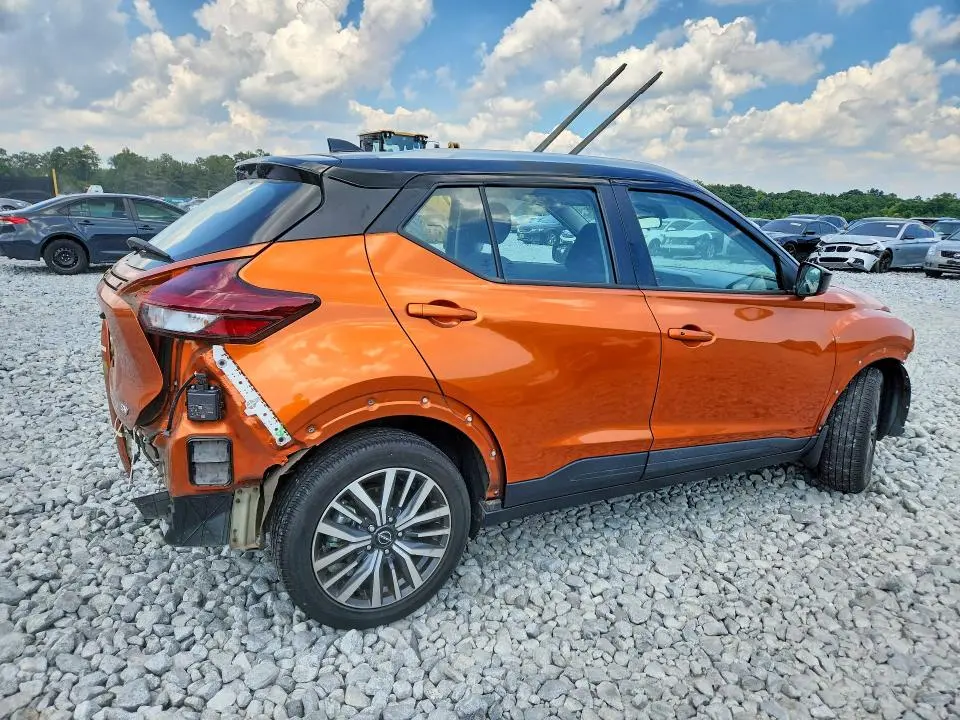 2023 NISSAN KICKS SV  