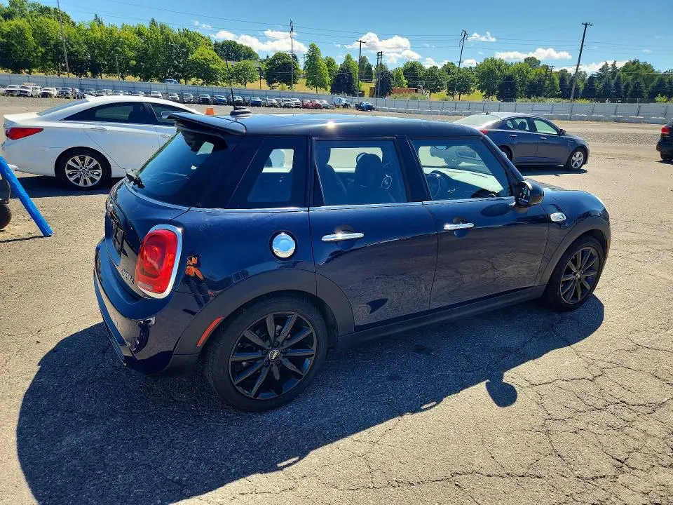 2015 MINI COOPER S  