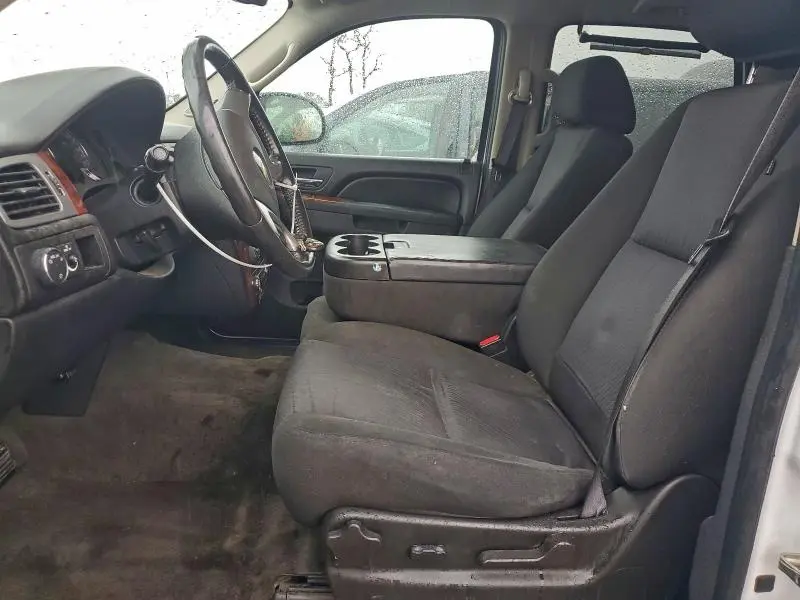 2011 CHEVROLET TAHOE C1500 LS  