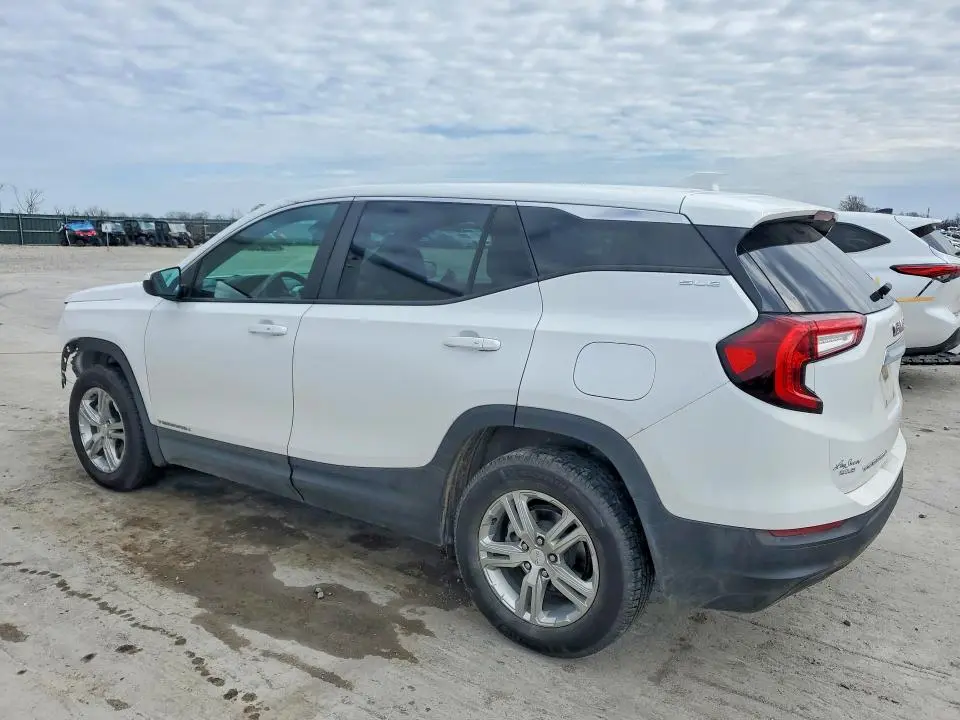 2022 GMC TERRAIN SLE  