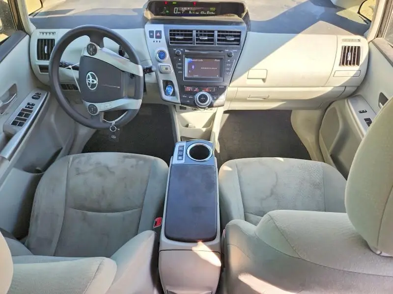2014 TOYOTA PRIUS V TWO  