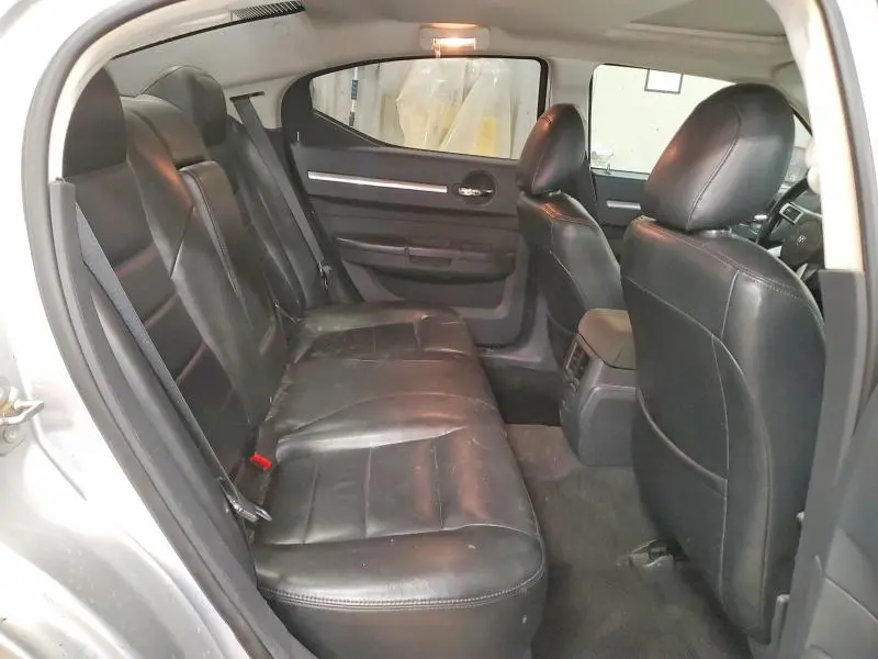 2010 DODGE CHARGER R  