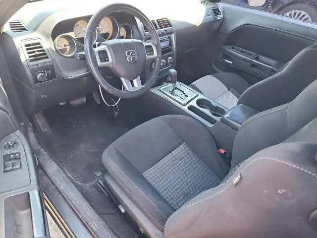 2013 DODGE CHALLENGER SXT  