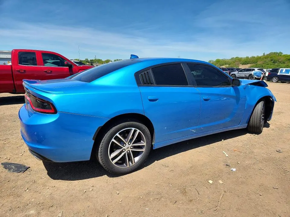 2019 DODGE CHARGER SXT  