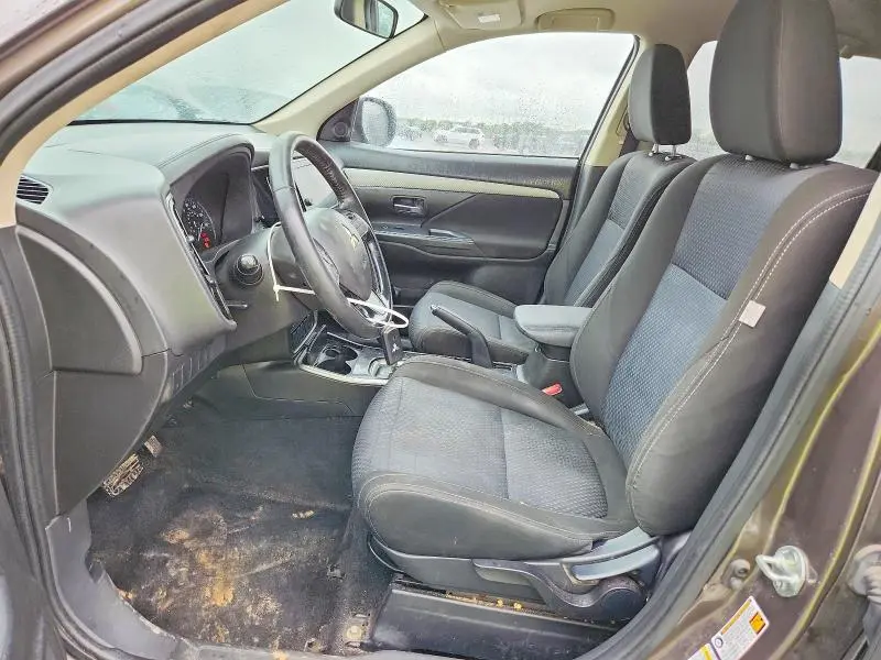 2018 MITSUBISHI OUTLANDER SE  