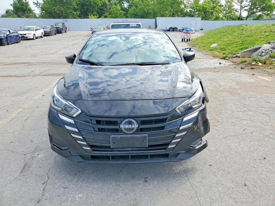 2024 NISSAN VERSA SV  