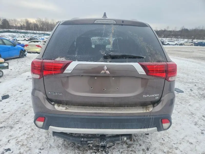 2018 MITSUBISHI OUTLANDER SE  