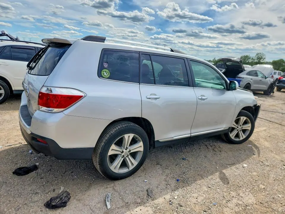 2013 TOYOTA HIGHLANDER LIMITED  