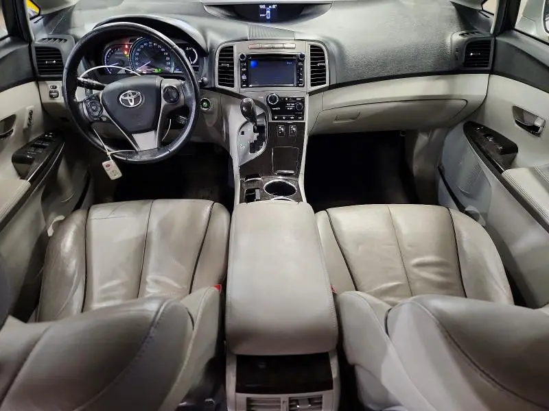 2013 TOYOTA VENZA XLE  