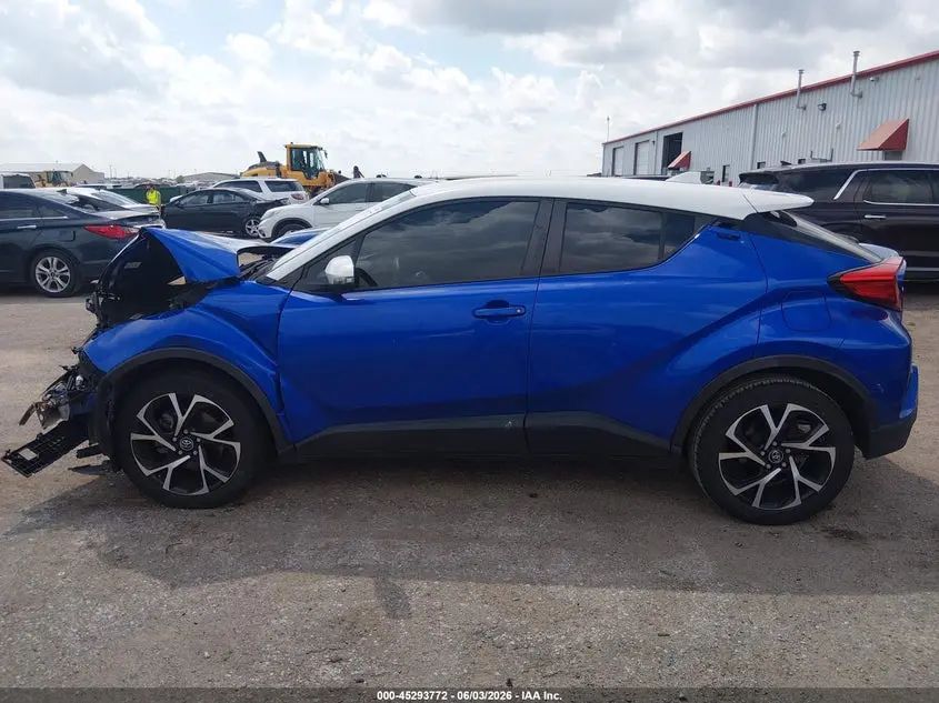2018 TOYOTA C-HR XLE PREMIUM