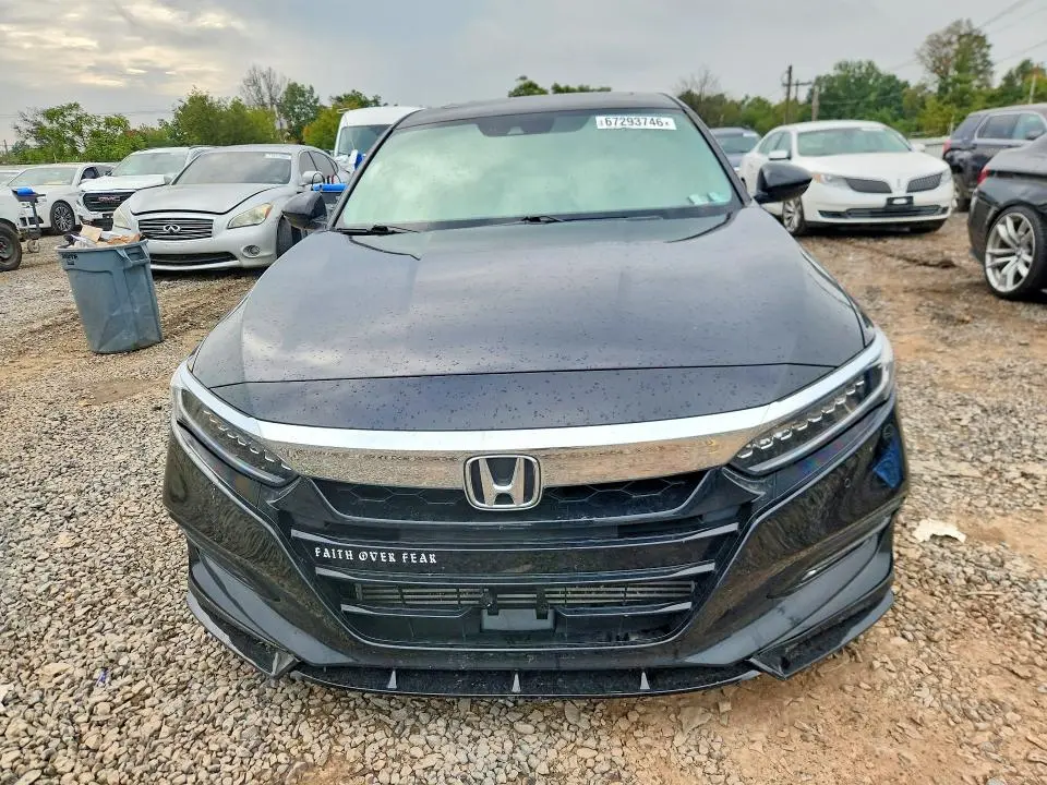 2019 HONDA ACCORD TOURING  