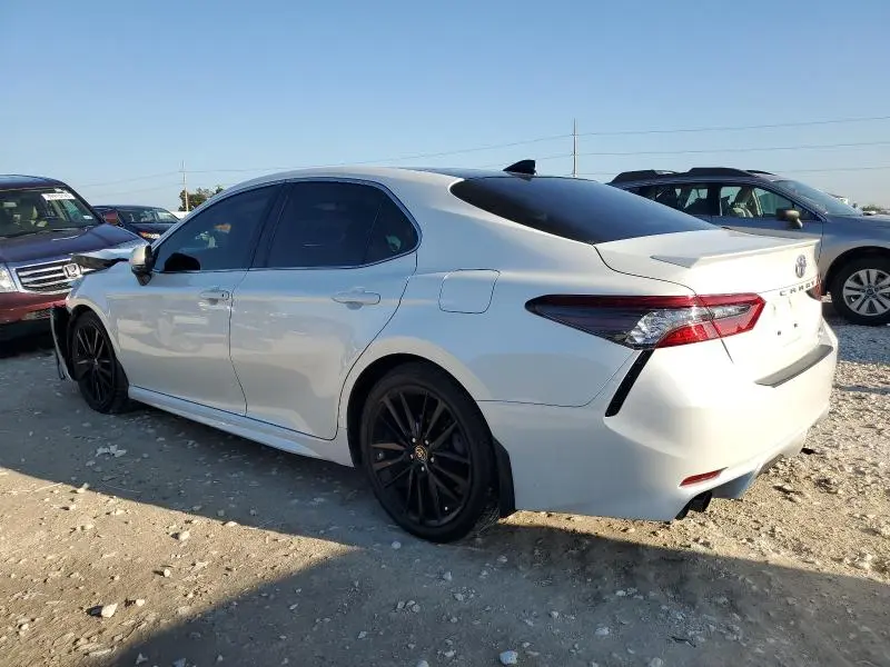 2022 TOYOTA CAMRY XSE  