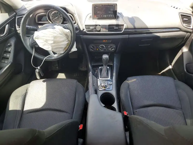 2016 MAZDA 3 TOURING  
