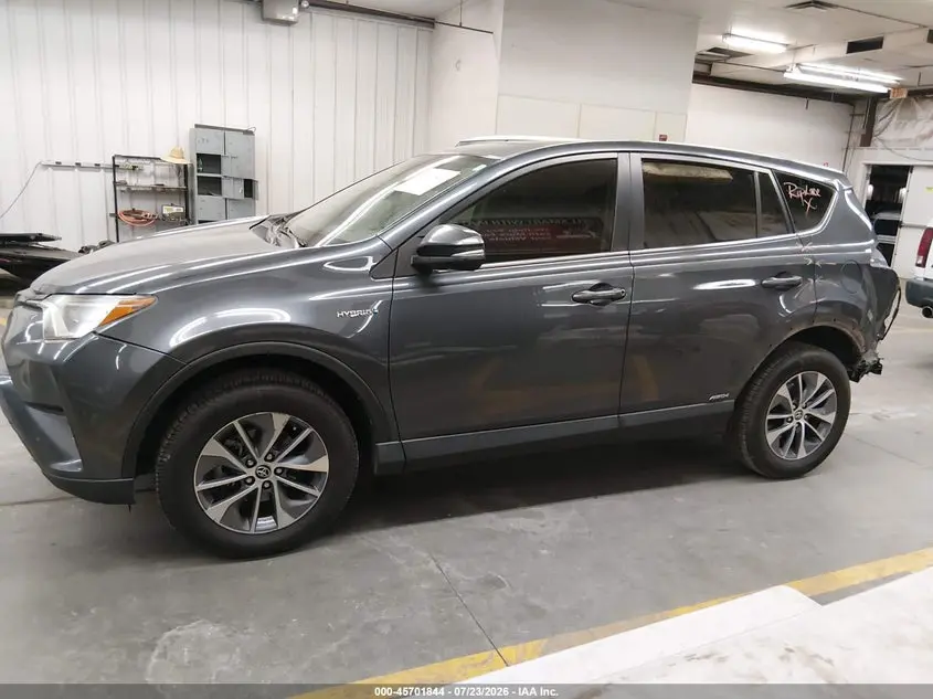 2018 TOYOTA RAV4 HYBRID XLE