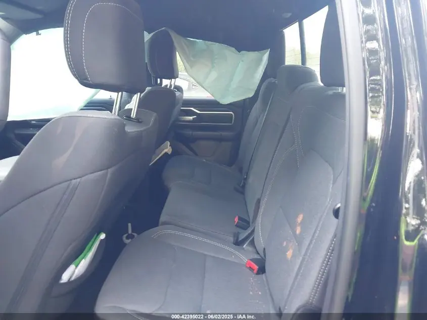 2023 RAM 1500 BIG HORN  4X2 6'4 BOX