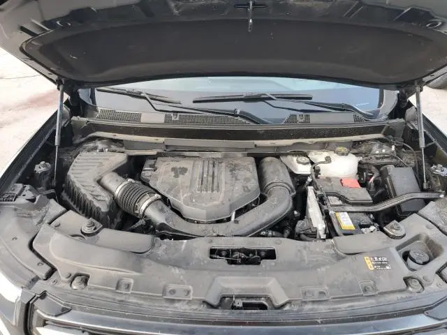2024 GMC ACADIA AT4  