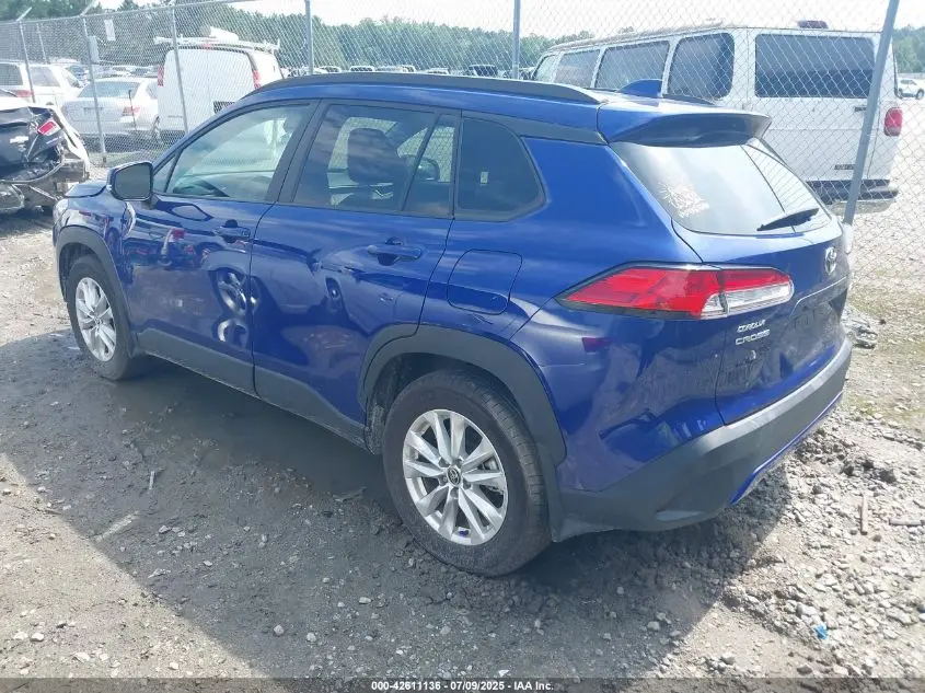 2024 TOYOTA COROLLA CROSS LE