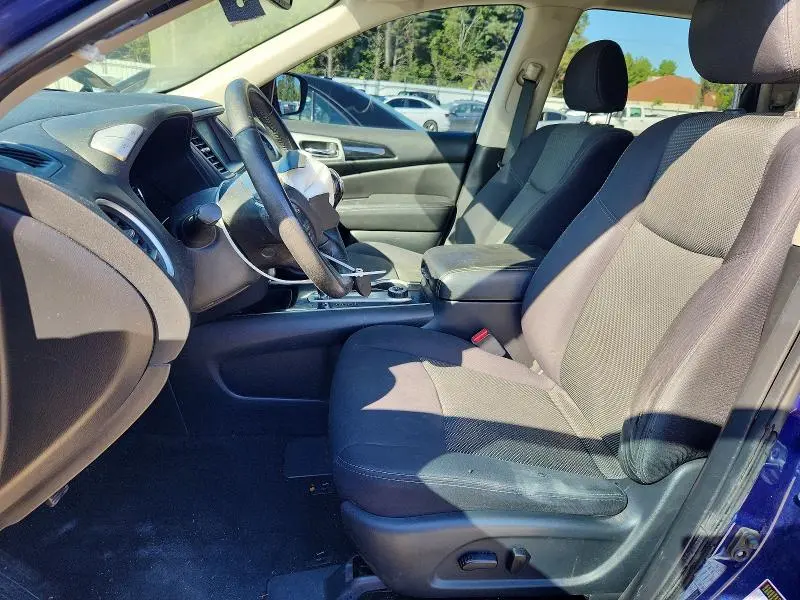 2019 NISSAN PATHFINDER SV  