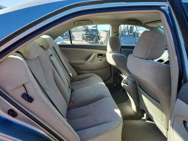 2011 TOYOTA CAMRY BASE  