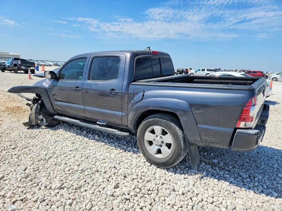 2015 TOYOTA TACOMA   