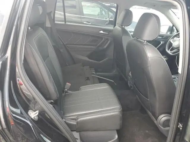 2022 VOLKSWAGEN TIGUAN SE  