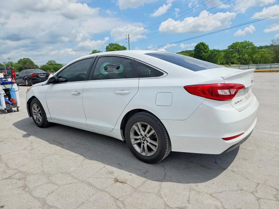 2017 HYUNDAI SONATA SE  
