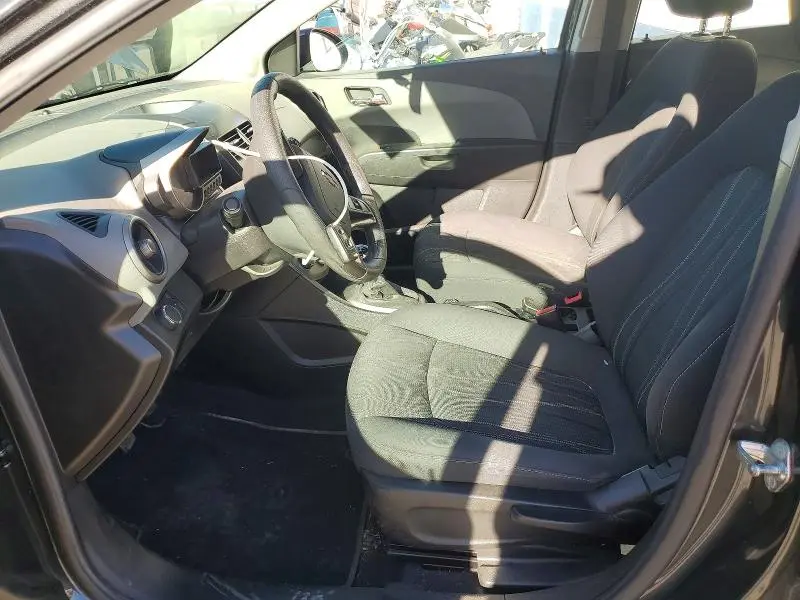 2016 CHEVROLET SONIC LT  