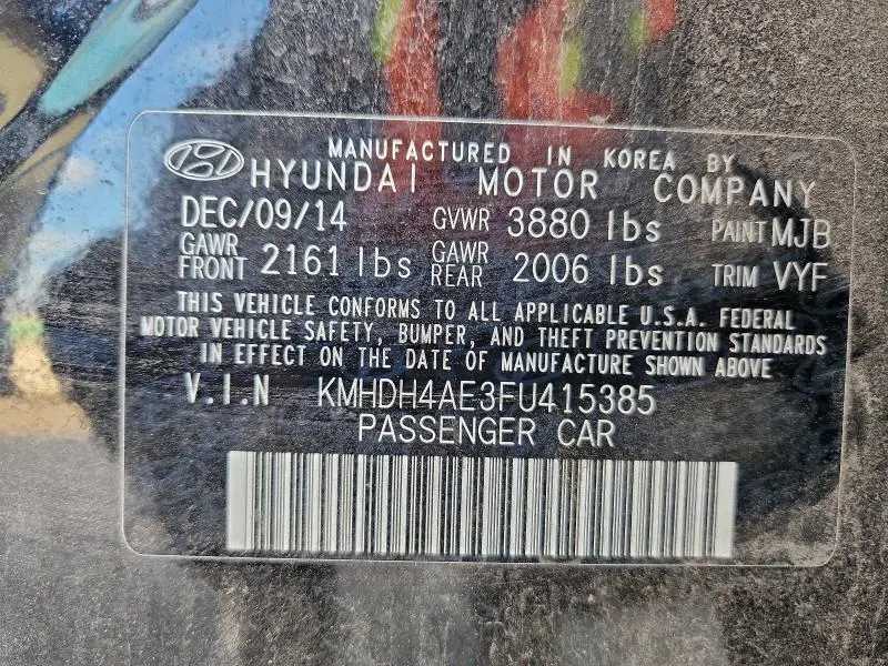 2015 HYUNDAI ELANTRA SE  