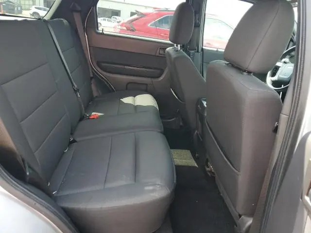 2011 FORD ESCAPE XLT  