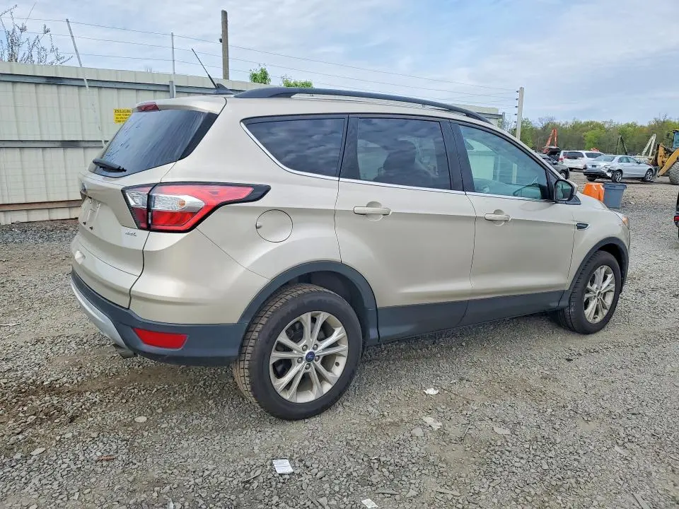 2018 FORD ESCAPE SEL  