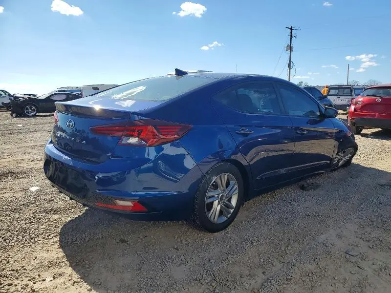 2020 HYUNDAI ELANTRA SEL  