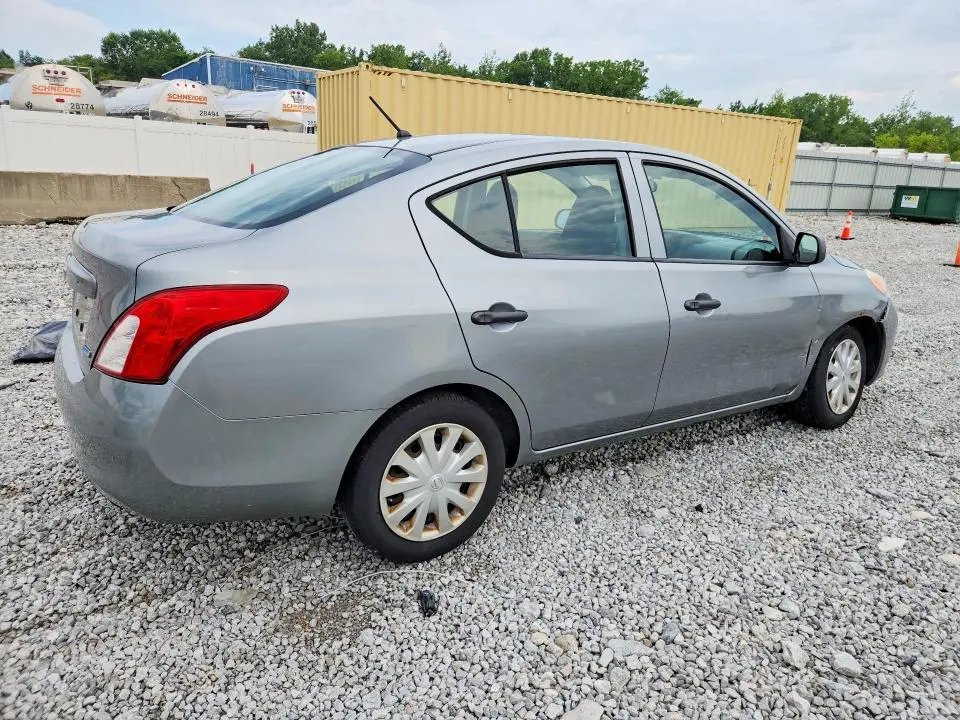 2012 NISSAN VERSA 1.6 S  