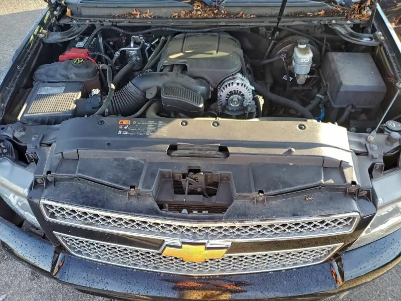 2012 CHEVROLET SUBURBAN K1500 LT  