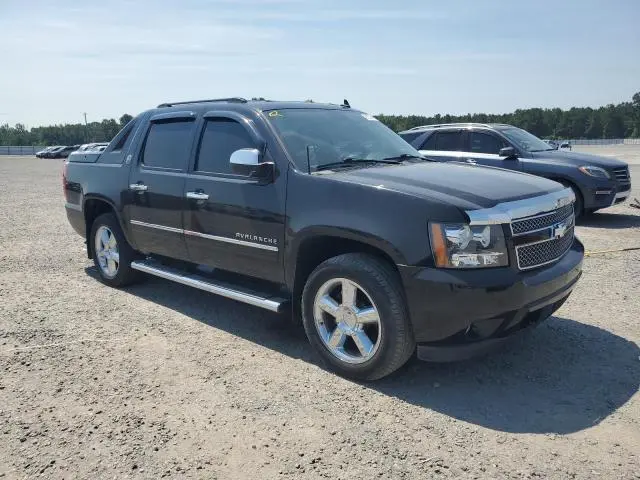 2013 CHEVROLET AVALANCHE LTZ  