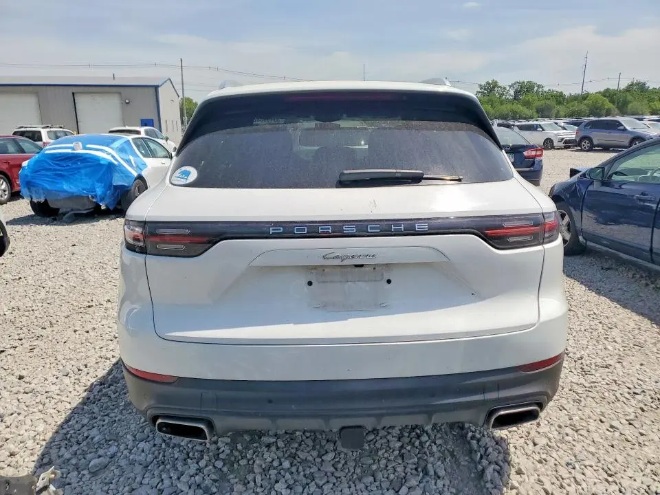 2019 PORSCHE CAYENNE   