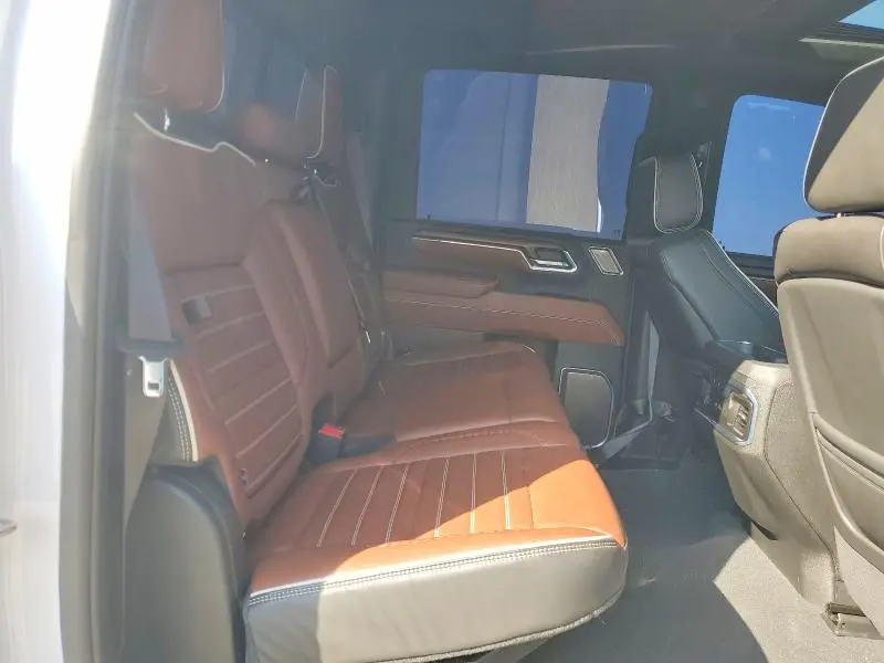 2024 GMC SIERRA K2500 DENALI ULTIMATE  