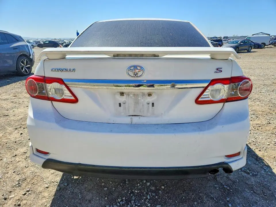 2013 TOYOTA COROLLA S  